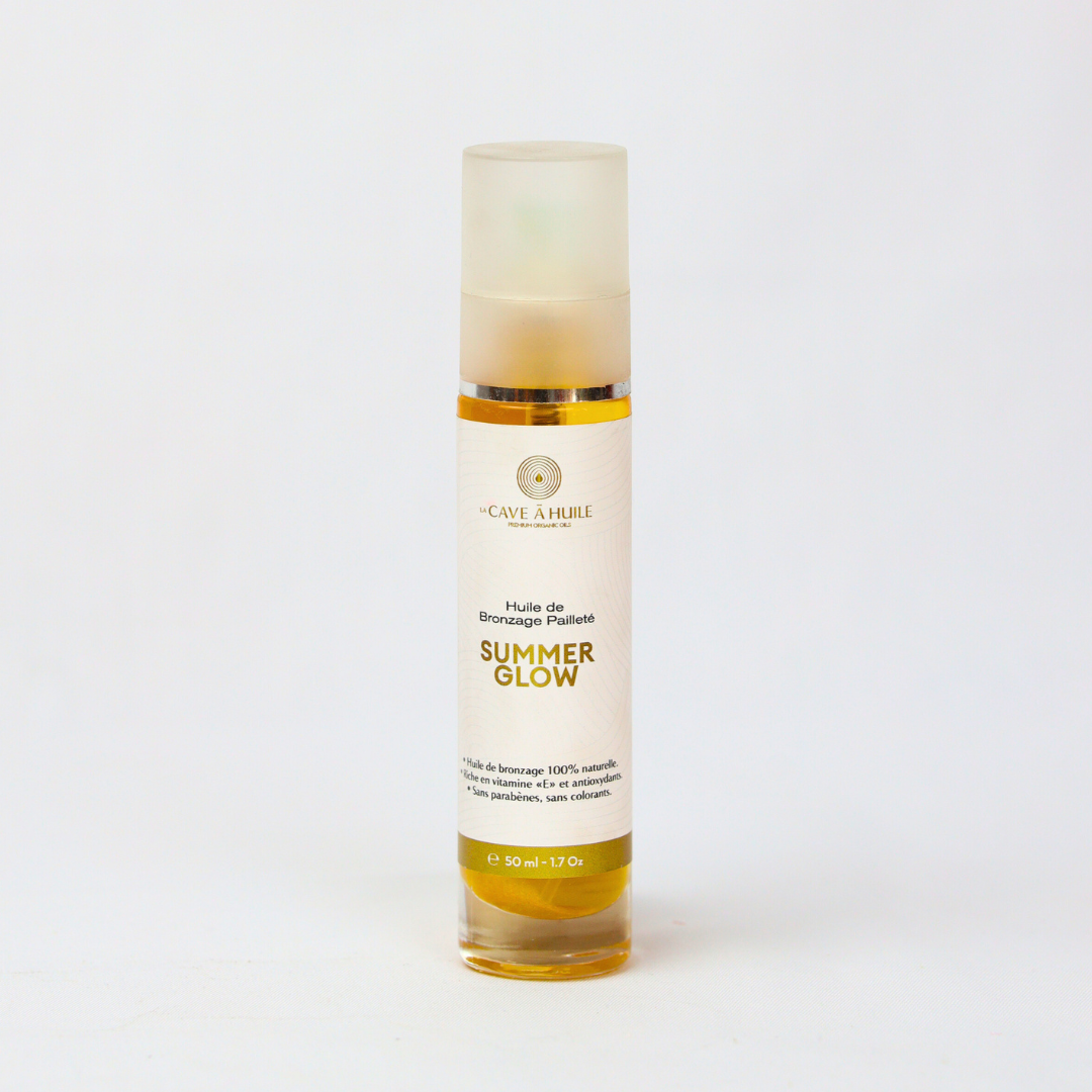 Huile de bronzage nacrée pailletée nourissante